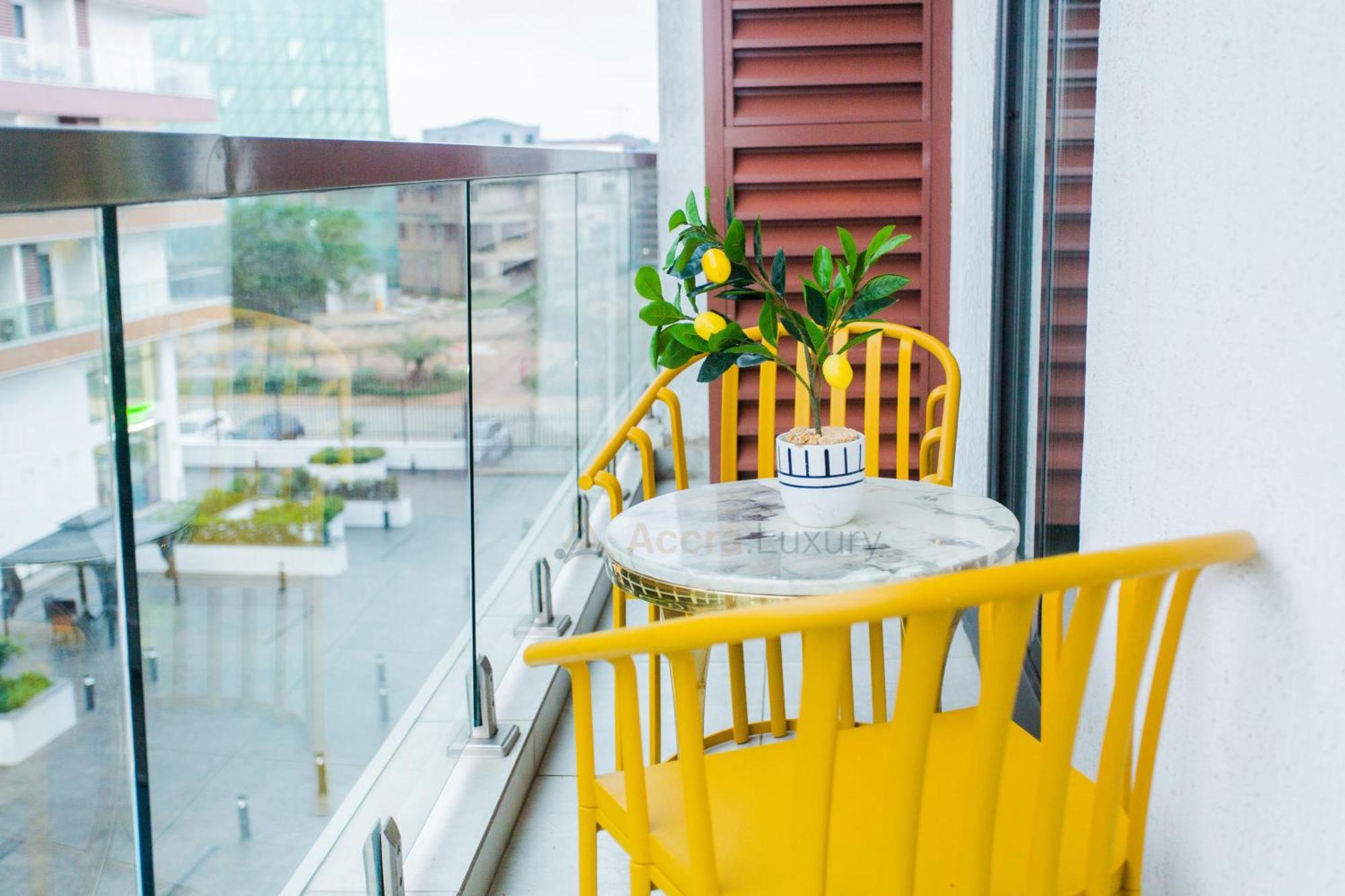 Accra Luxury Apartments @ The Signature Екстериор снимка