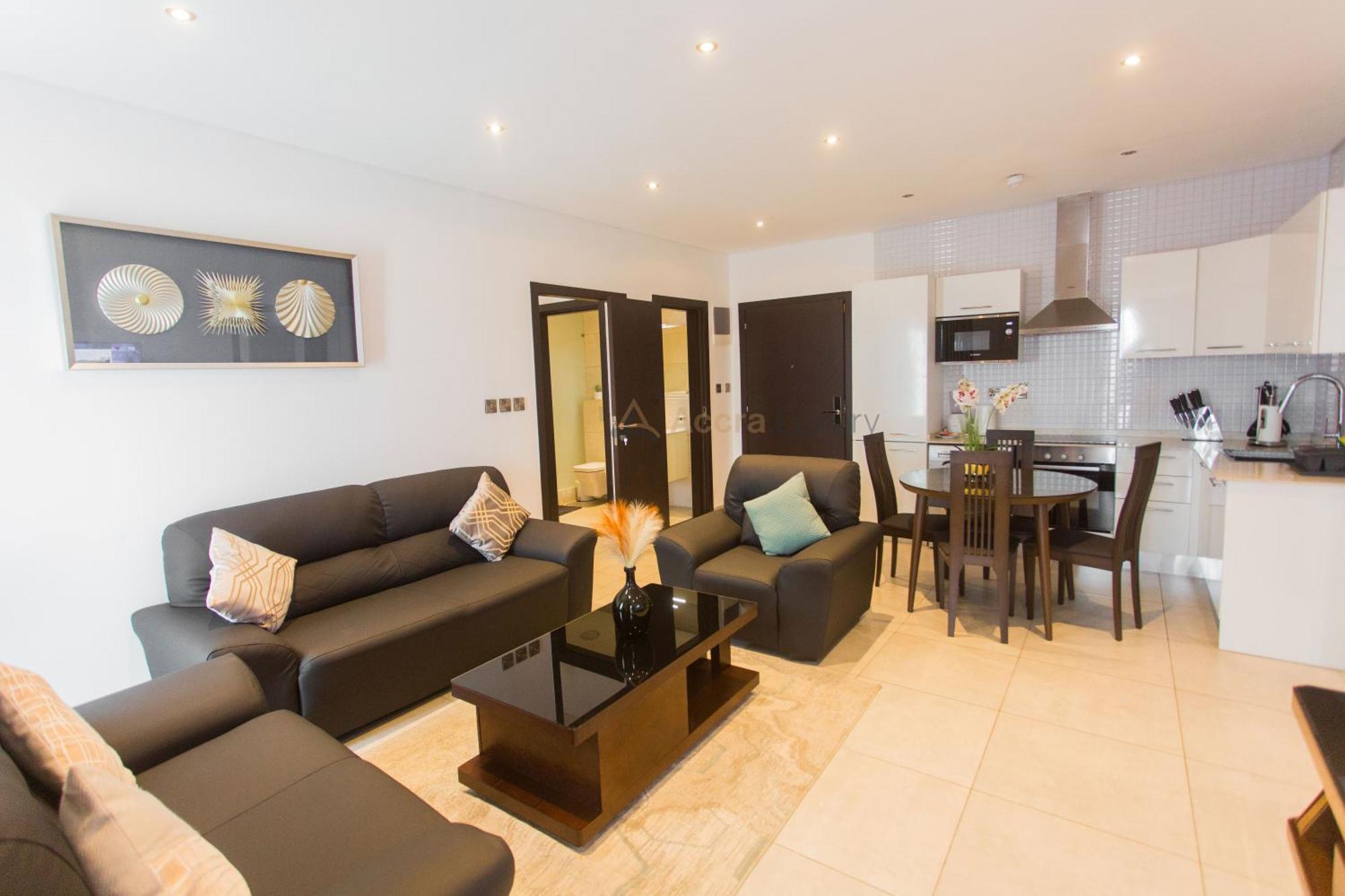 Accra Luxury Apartments @ The Signature Екстериор снимка