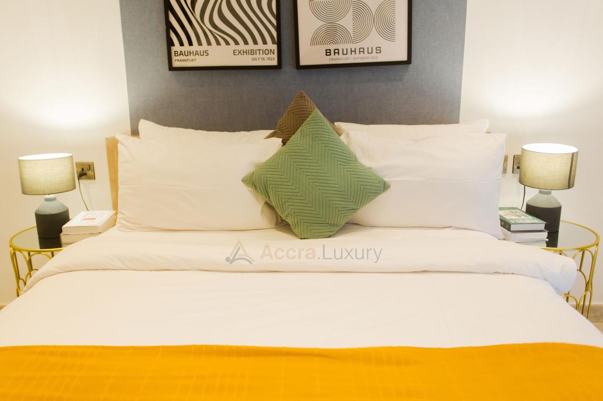 Accra Luxury Apartments @ The Signature Екстериор снимка