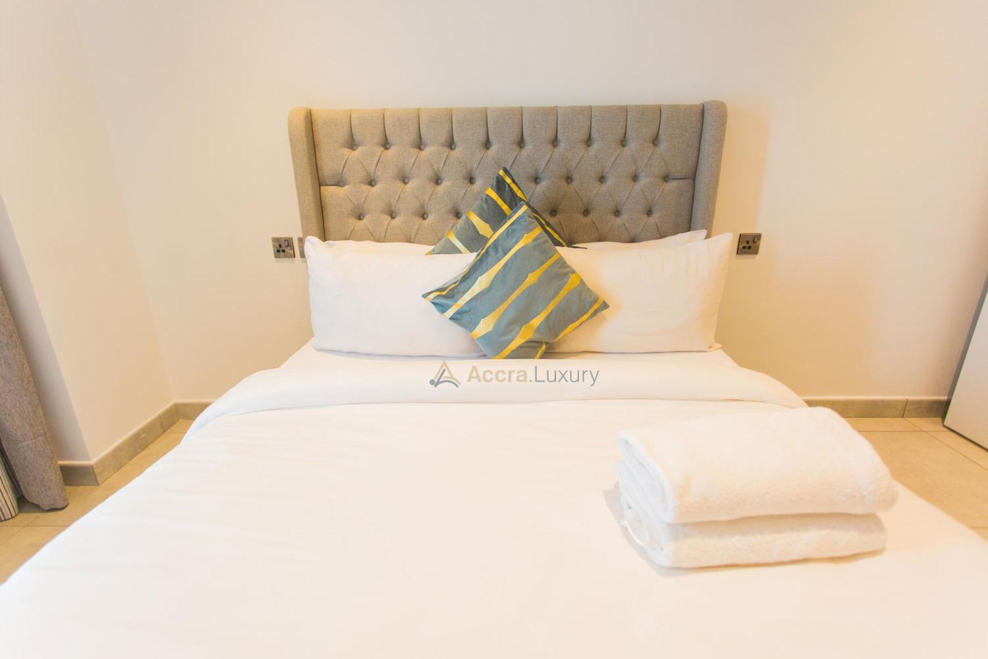 Accra Luxury Apartments @ The Signature Екстериор снимка